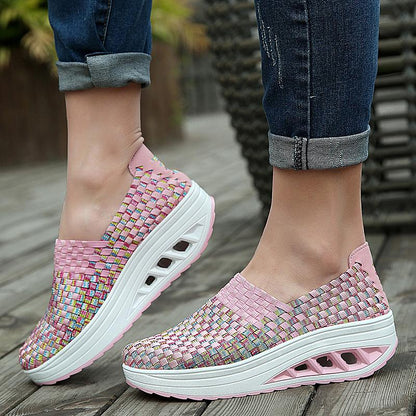 Aria breathable sneakers for women in pink, lateral angle