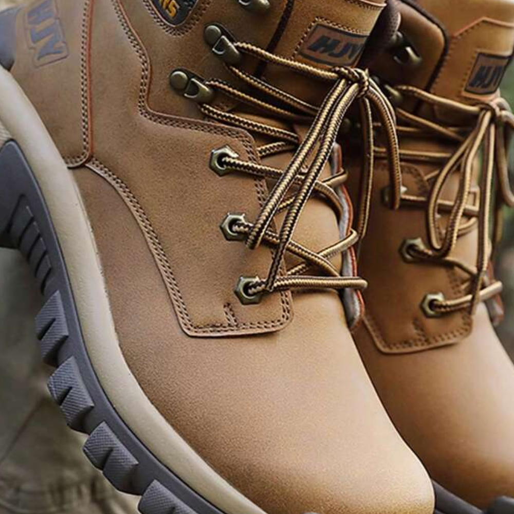 Crestwick men's hiking boots showing breathable inner lining detail