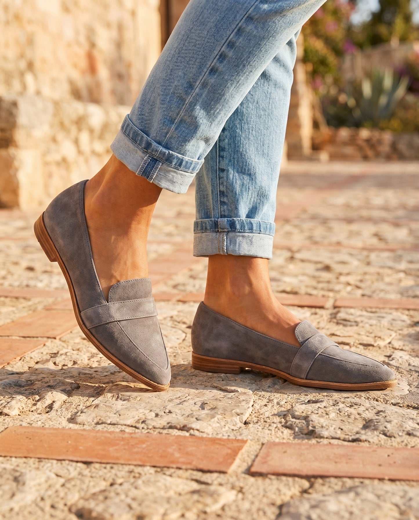 Dana leopard print suede loafers - women's casual style