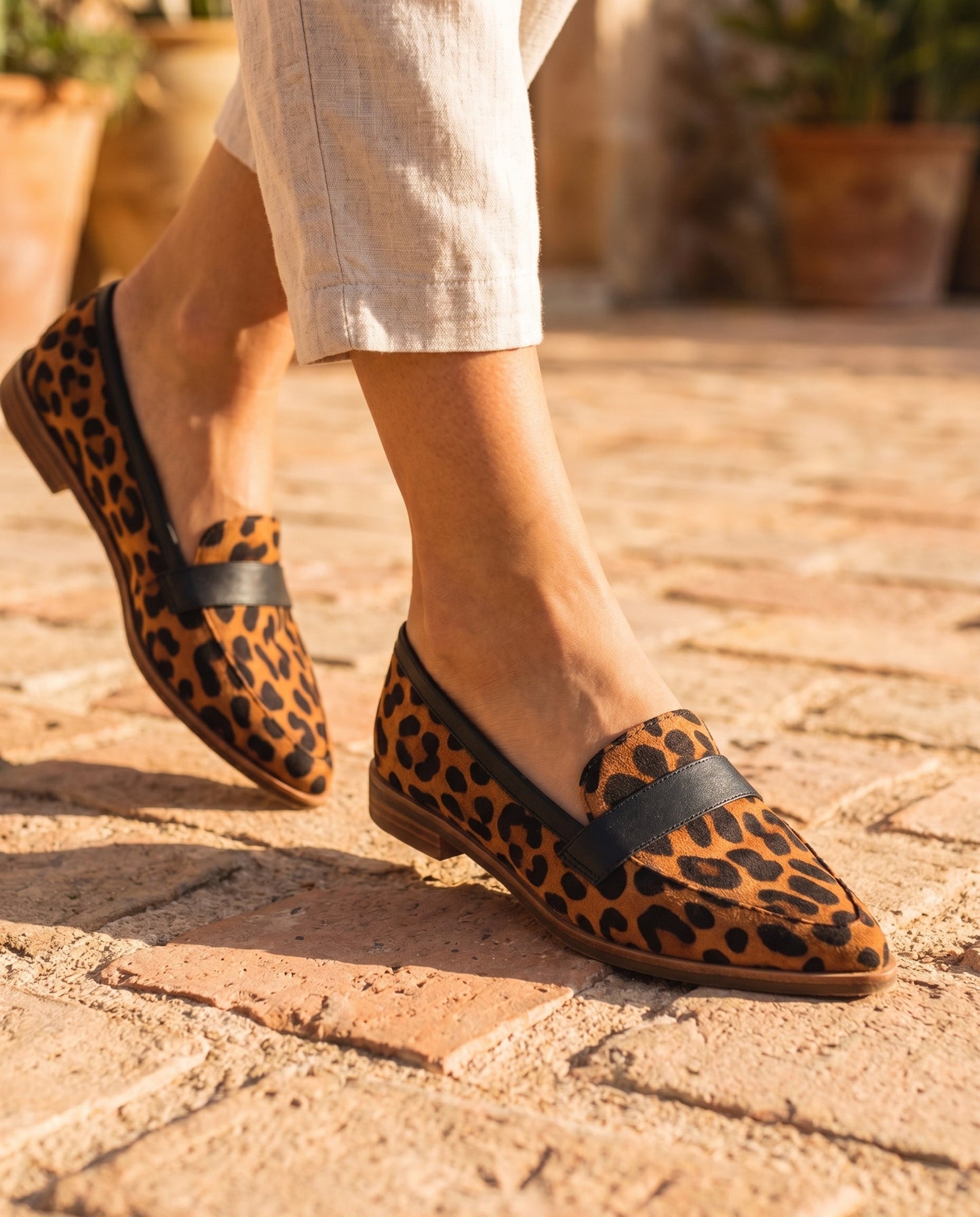 Dana grey suede loafers - sole and heel detail