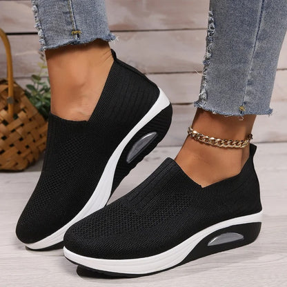 Women's breathable orthopedic slip-on shoes Elara in beige