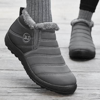 Green women's fleece-lined winter comfort boots