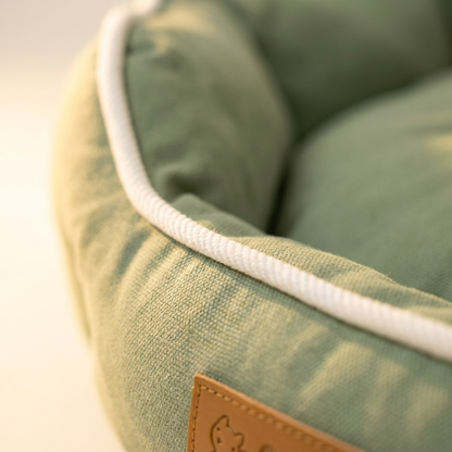 The CloudBed Deluxe Sofa – Luxury Plush Dog Bed