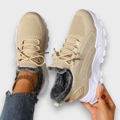 Kayla winter sneakers in beige and grey colorways, antislip synthetic sole detail