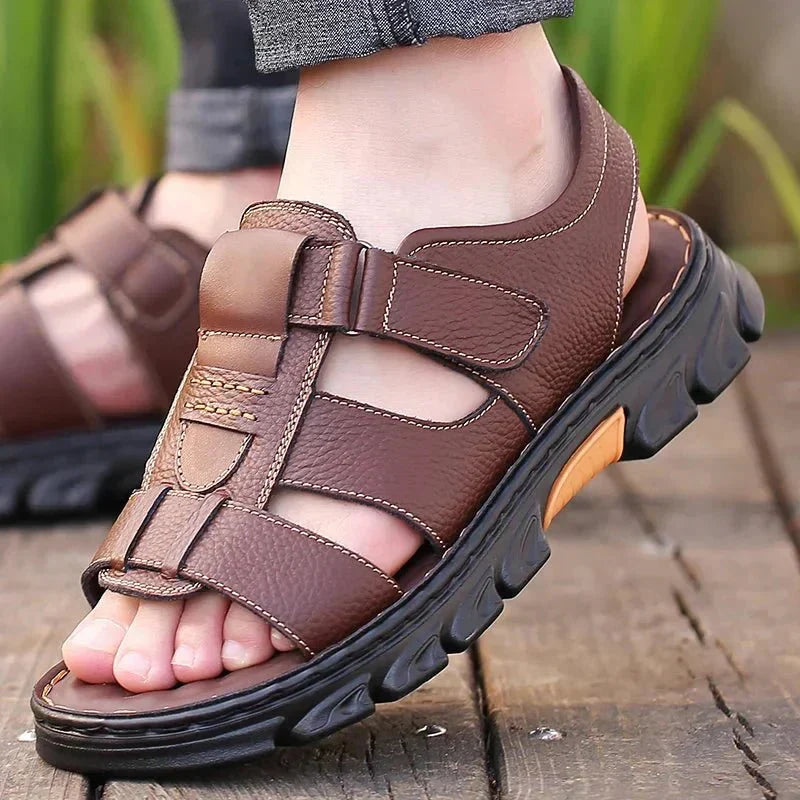 Men's orthopedic sandals with secure comfort fit and arch support