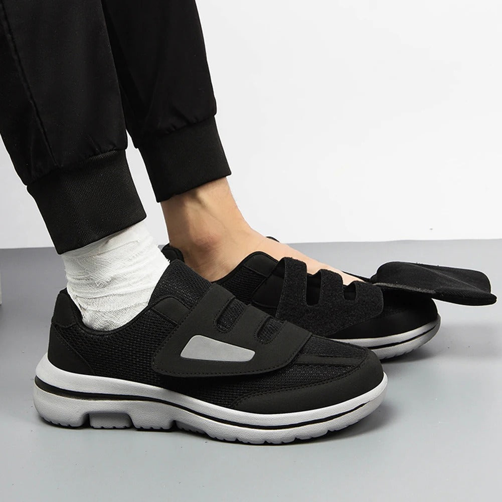 Non-slip underside of men's wide fit orthopedic walking shoes