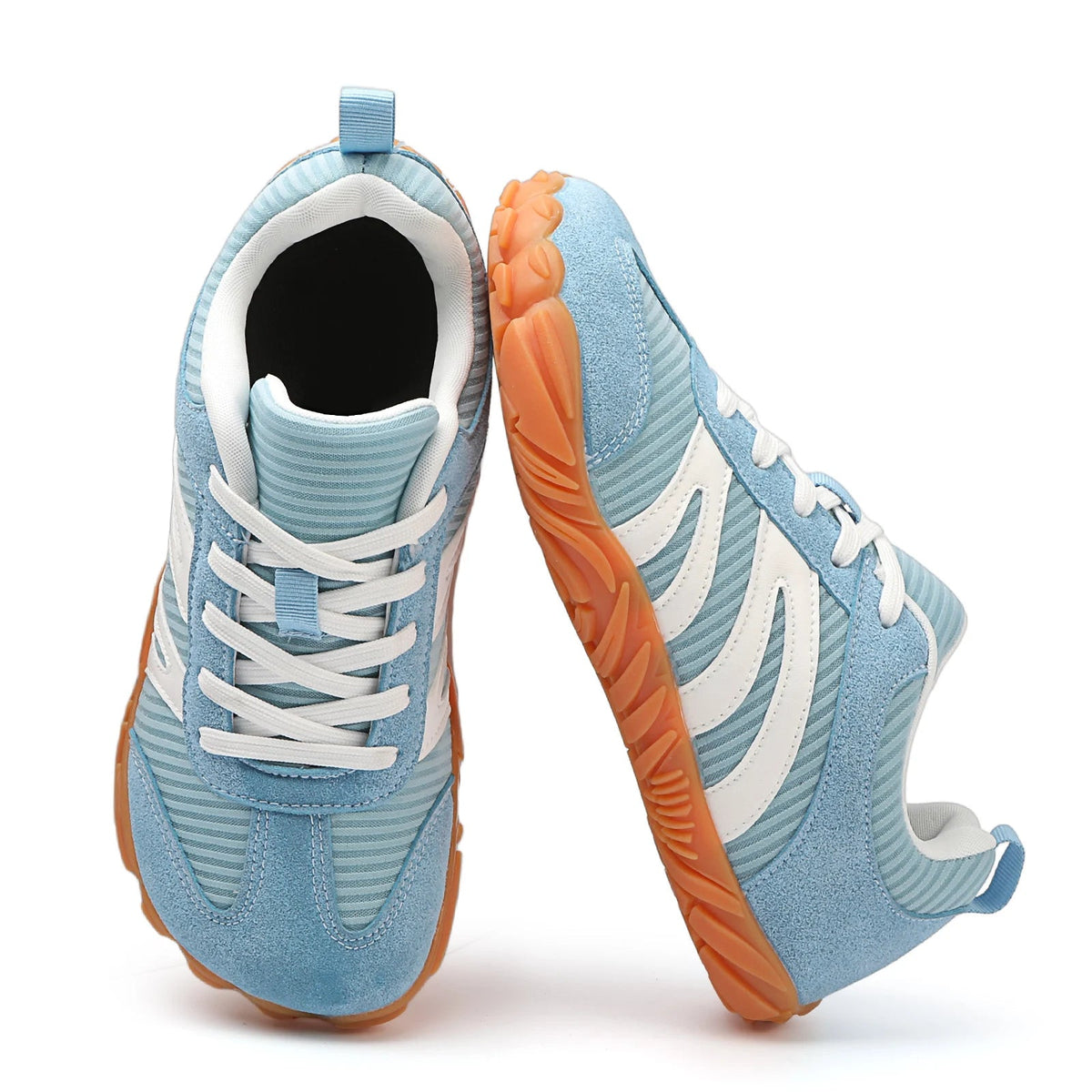 Rovik unisex low-top sneakers in blue with lace-up closure and grooved outsole