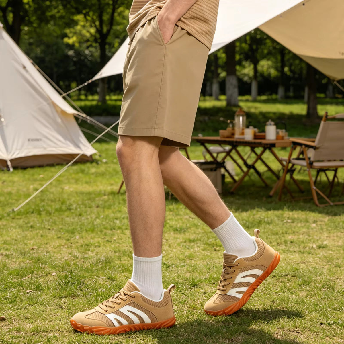 Sole detail of Rovik green unisex sneakers showing tread pattern