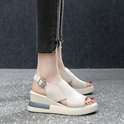 Sovana black orthopedic sandals for women - side view