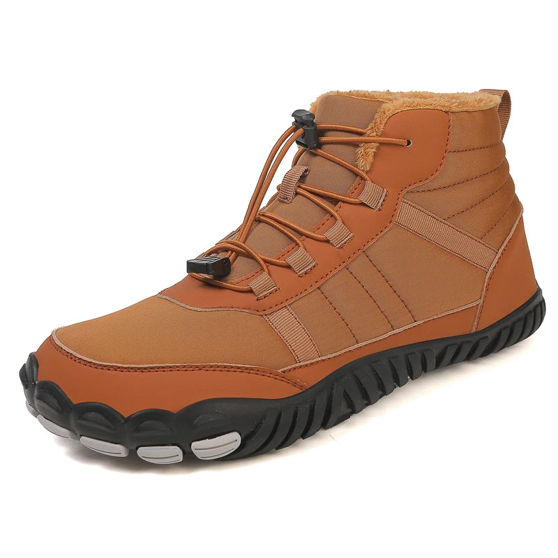 Torvyn black men's walking boots showing profiled sole detail