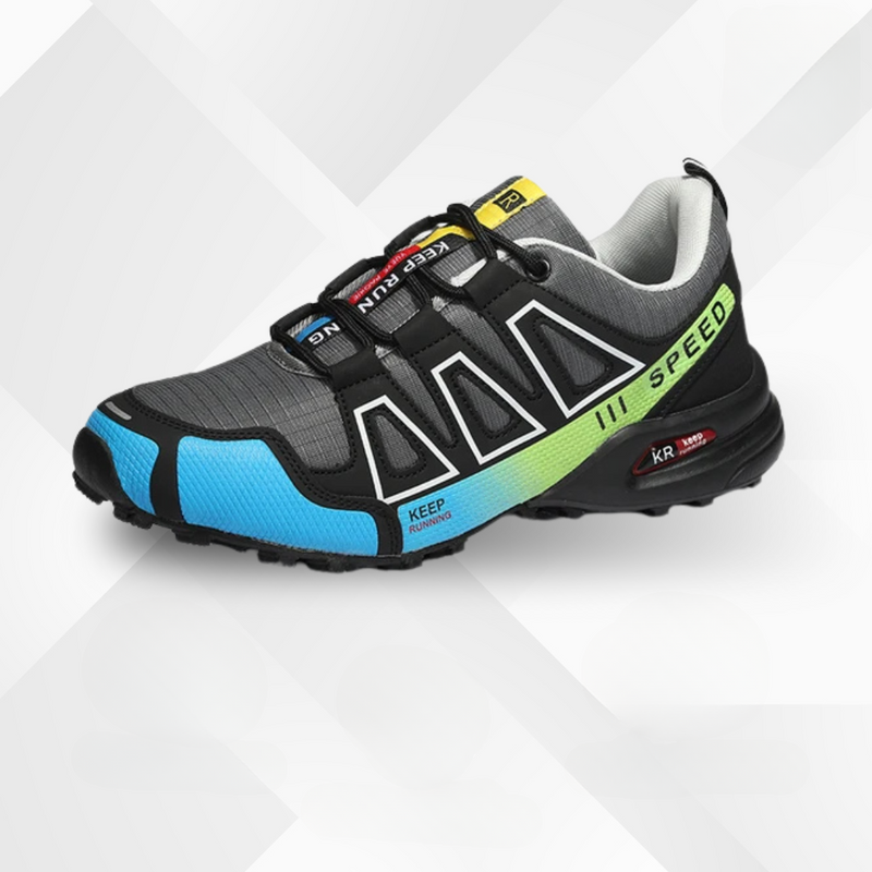 Traxon water-resistant walking sneakers in wet outdoor conditions