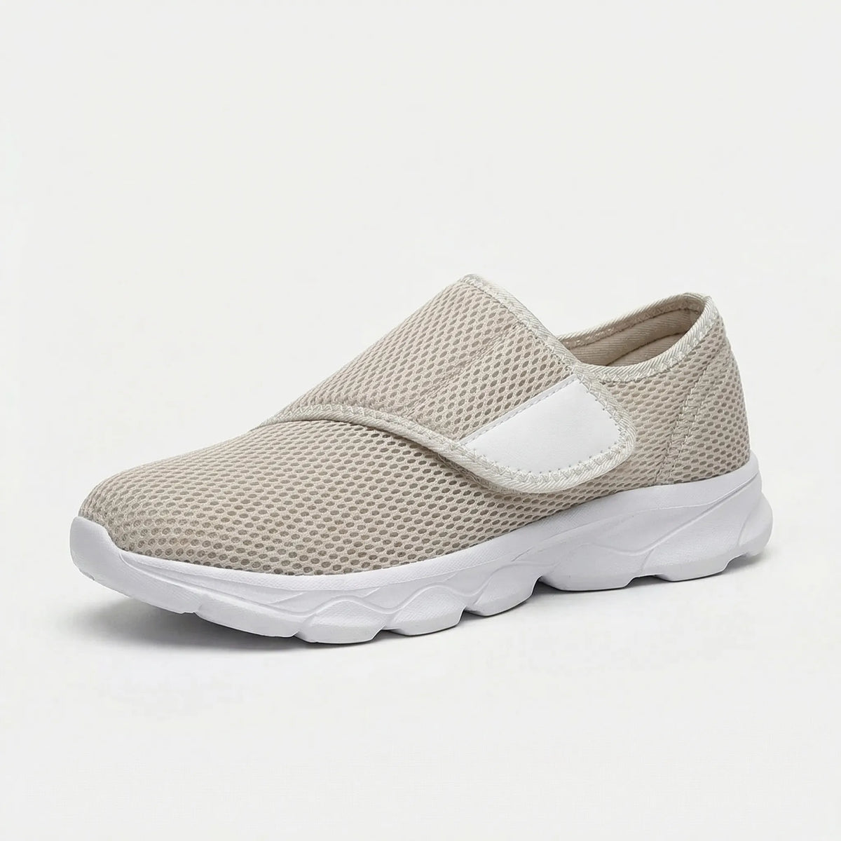 Top-down view of roomy toe box in wide-fit orthopedic walking shoe