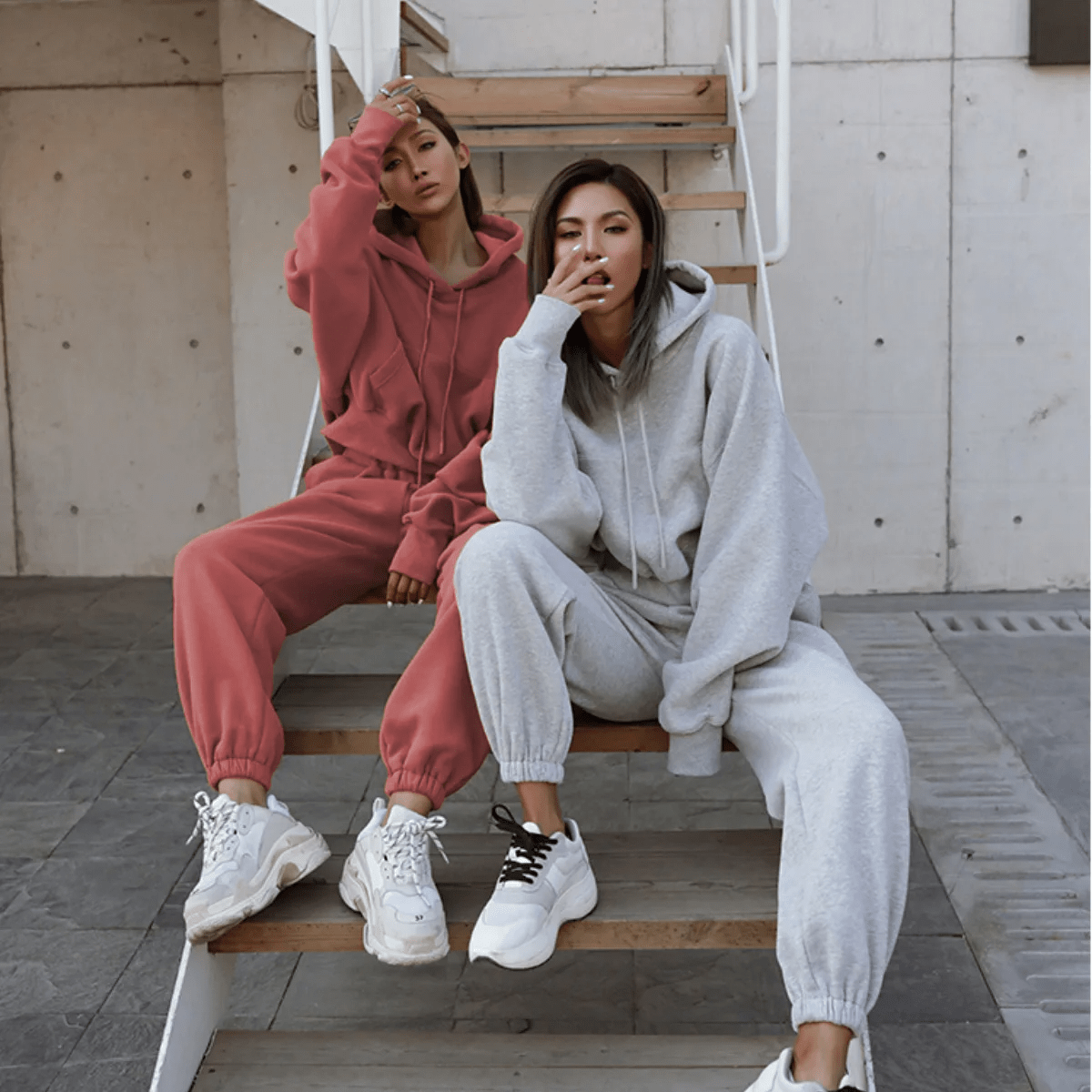 Vela women's jogging set in salmon pink — hoodie and matching trousers