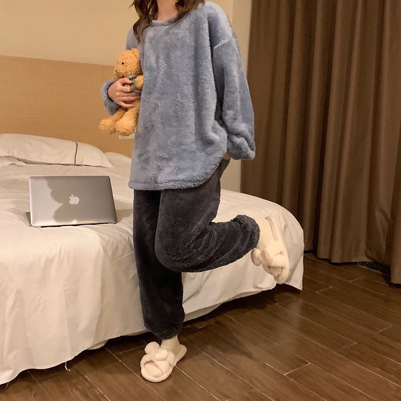 Women's fleece pyjama trousers full length detail