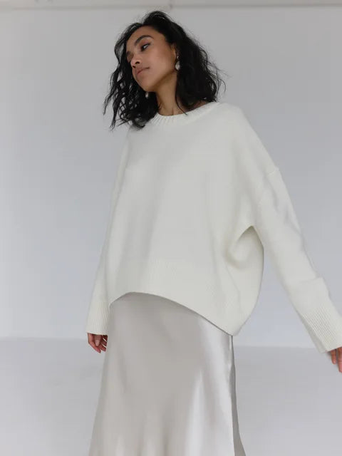Women's long sleeve round neck sweater in beige — versatile everyday look