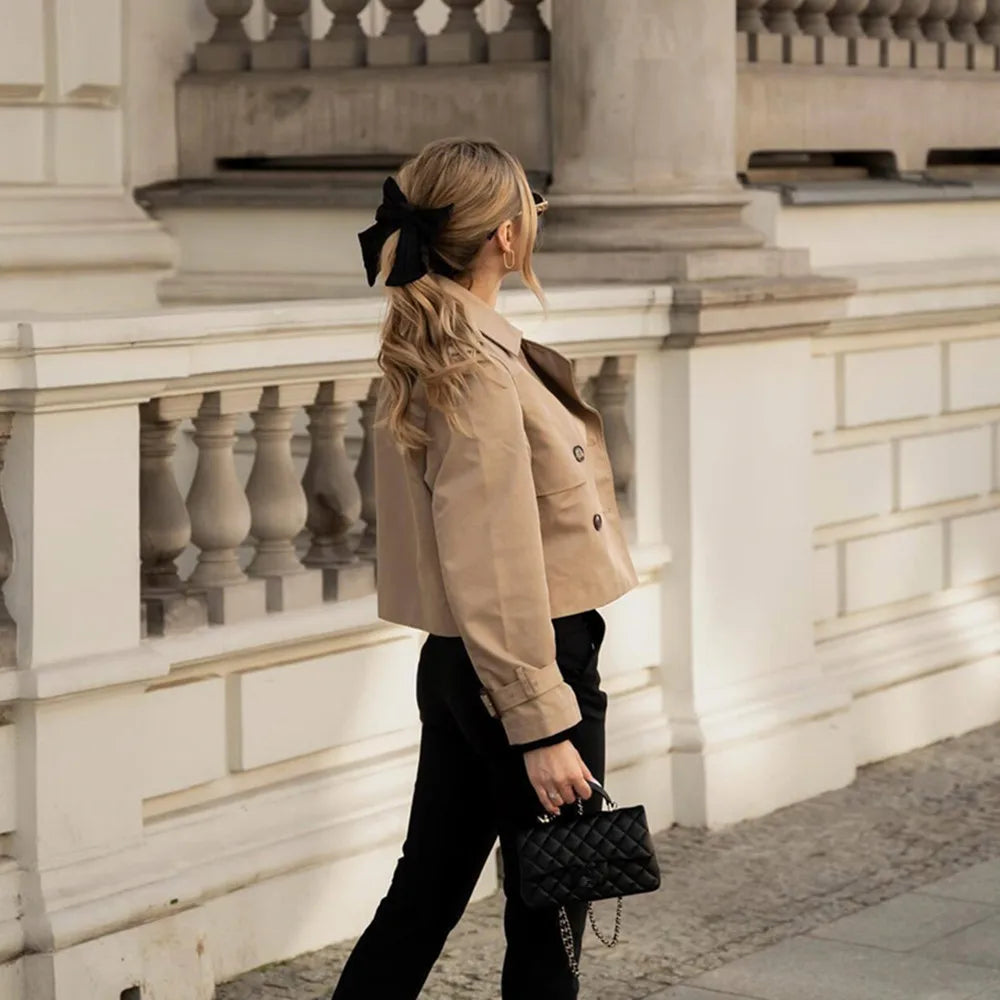 Women's streetwear crop jacket with full-length sleeves in brown