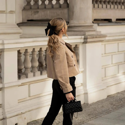 Women's streetwear crop jacket with full-length sleeves in brown