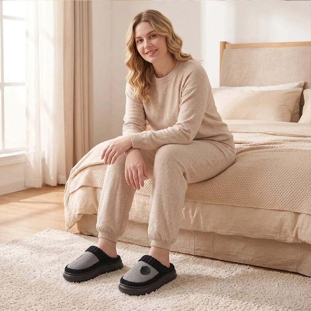 Women's cosy slip-on slippers in brown, ideal for autumn and winter indoor wear