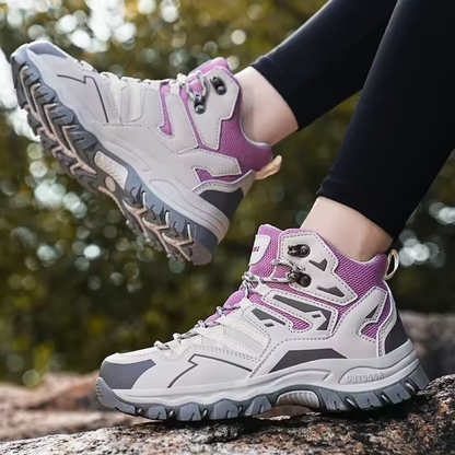 Venza women's trekking shoes cushioned heel interior view